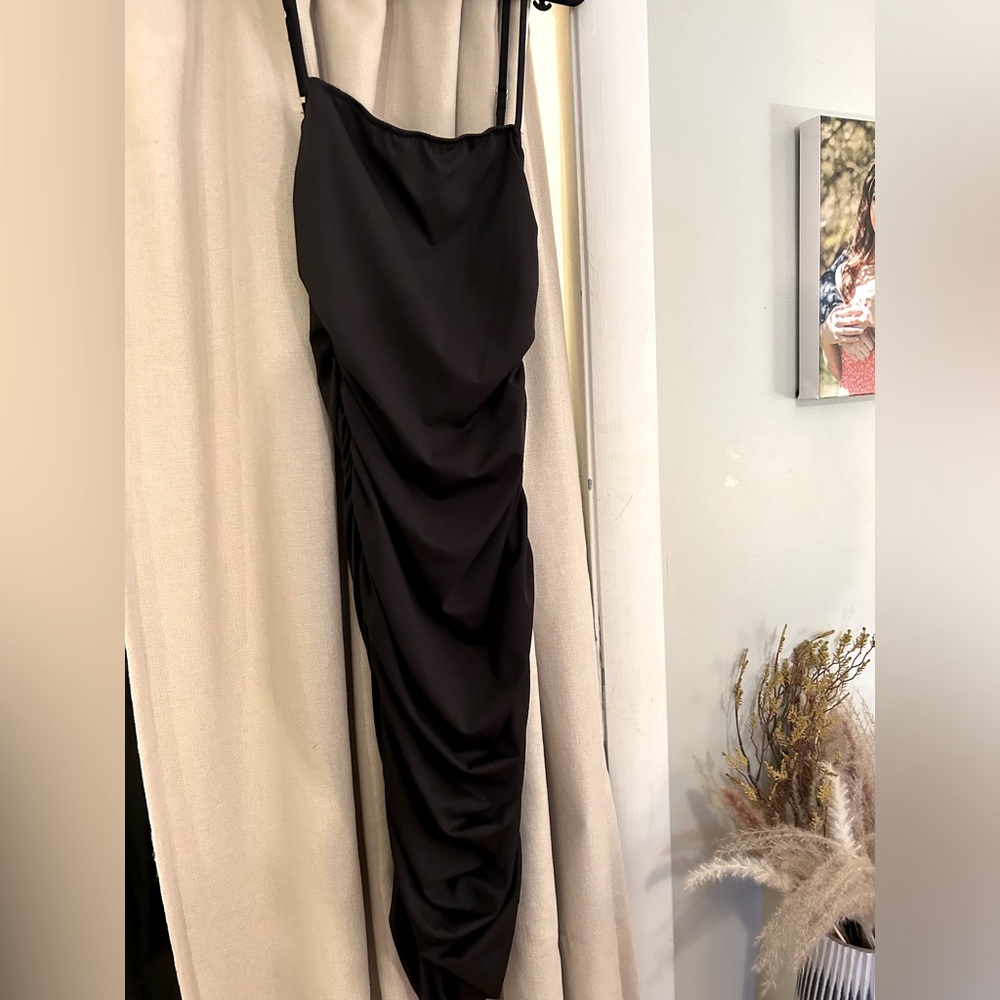 Black midi dress
